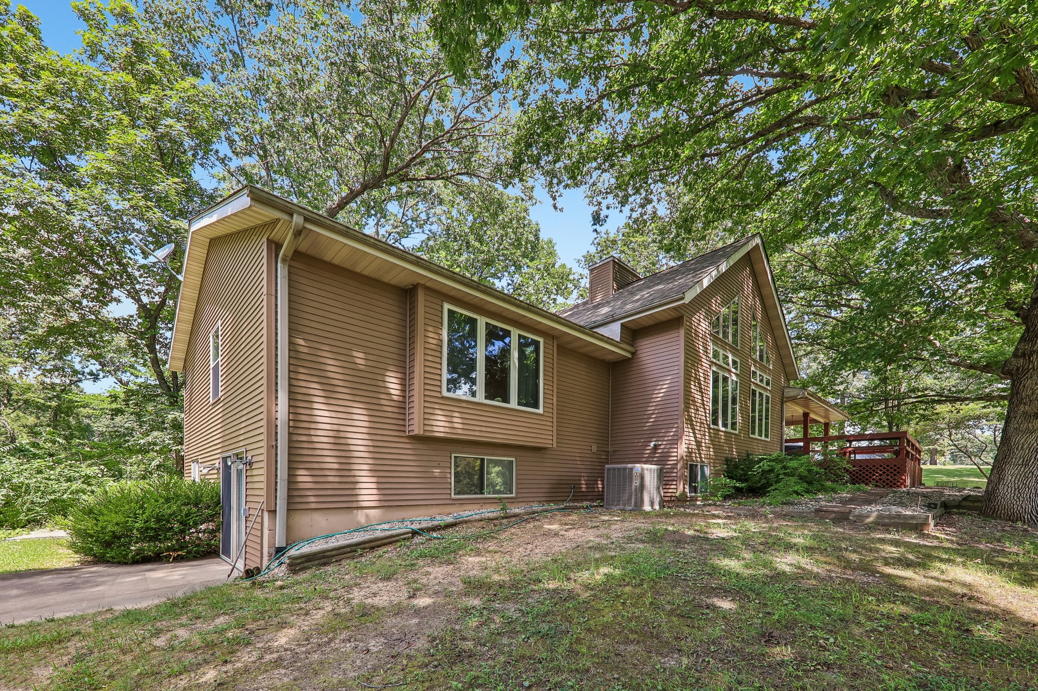 11706 Walshville Trail-S2908-063.jpg