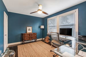 Bedroom/Office