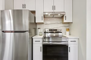 Locust St-L2407-024.jpg
