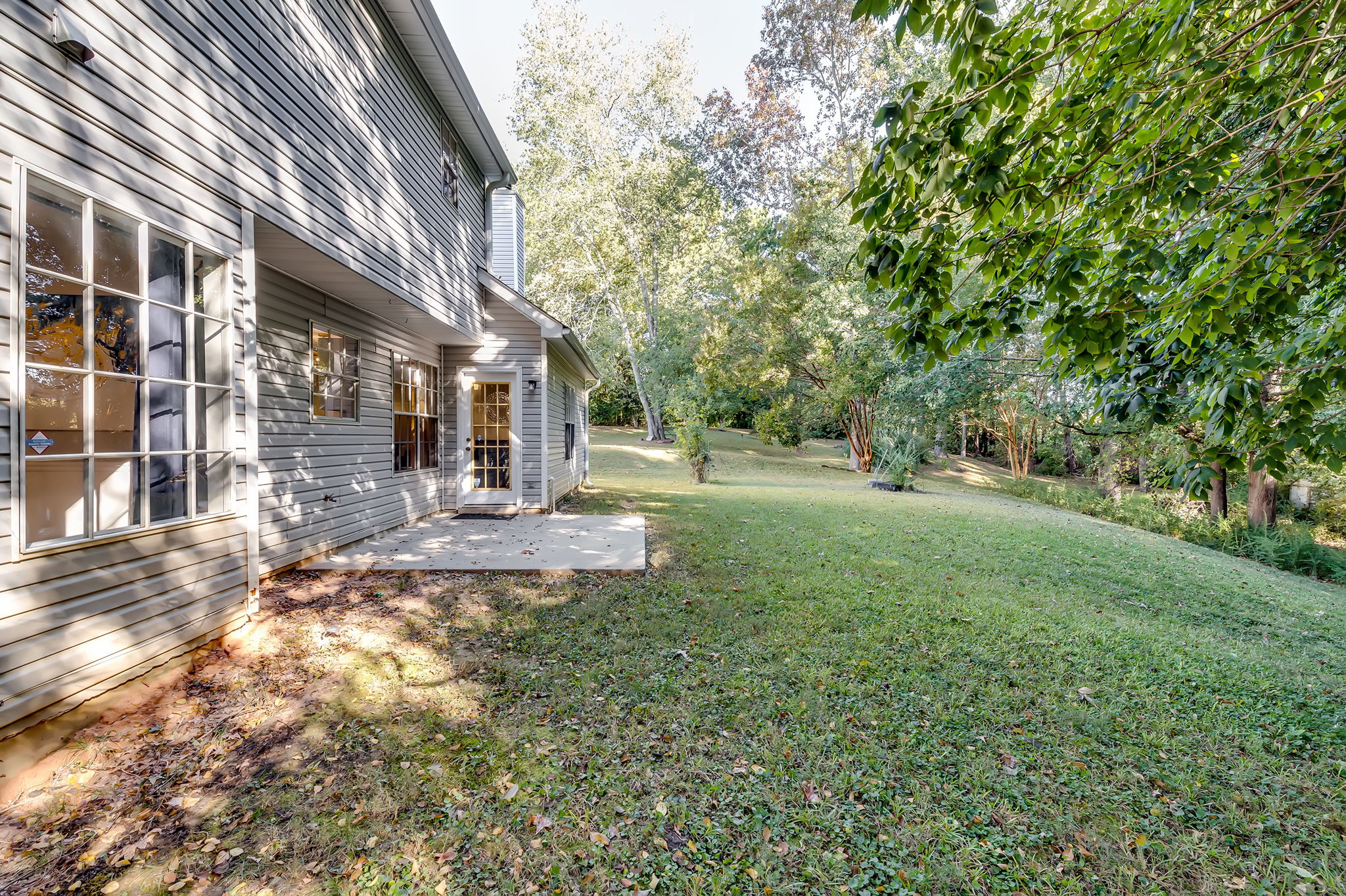 1171 W Shore Dr, Riverdale, GA 30296, USA Photo 3