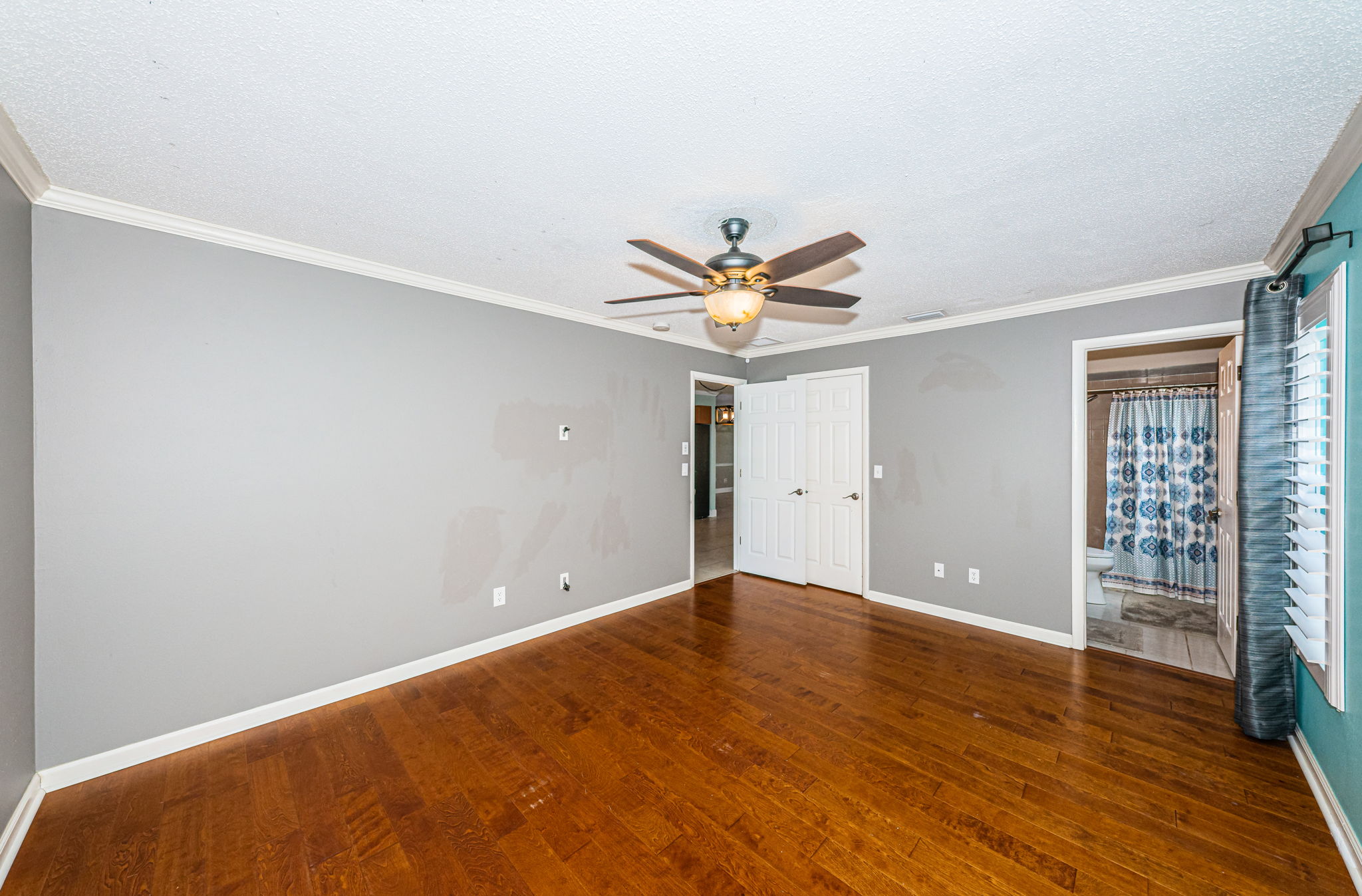 Primary Bedroom 1b-2