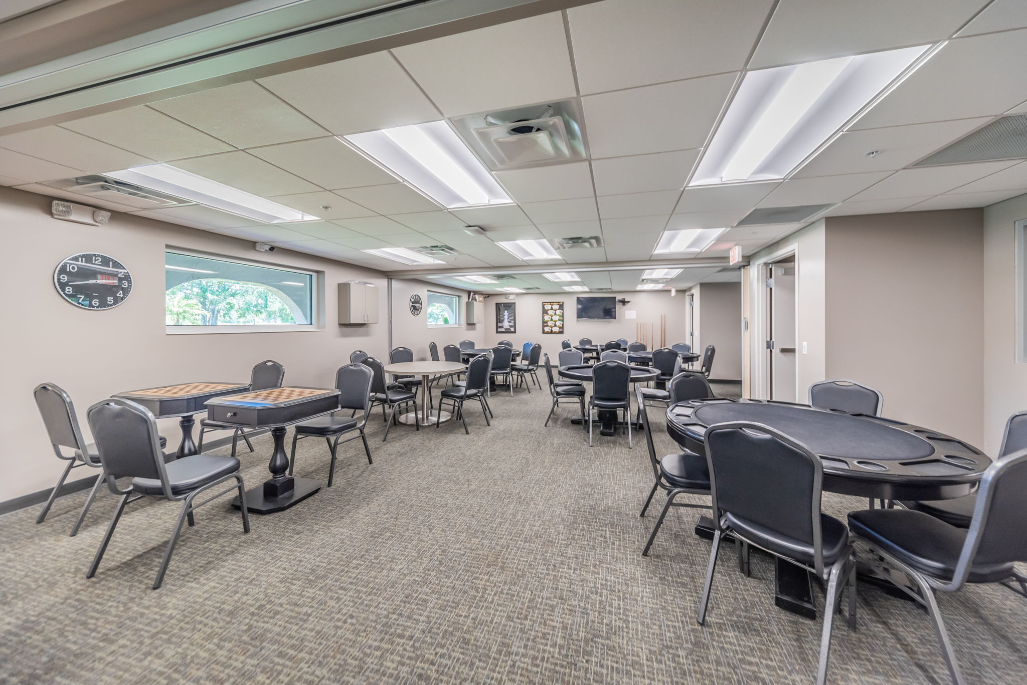 27-Card Room