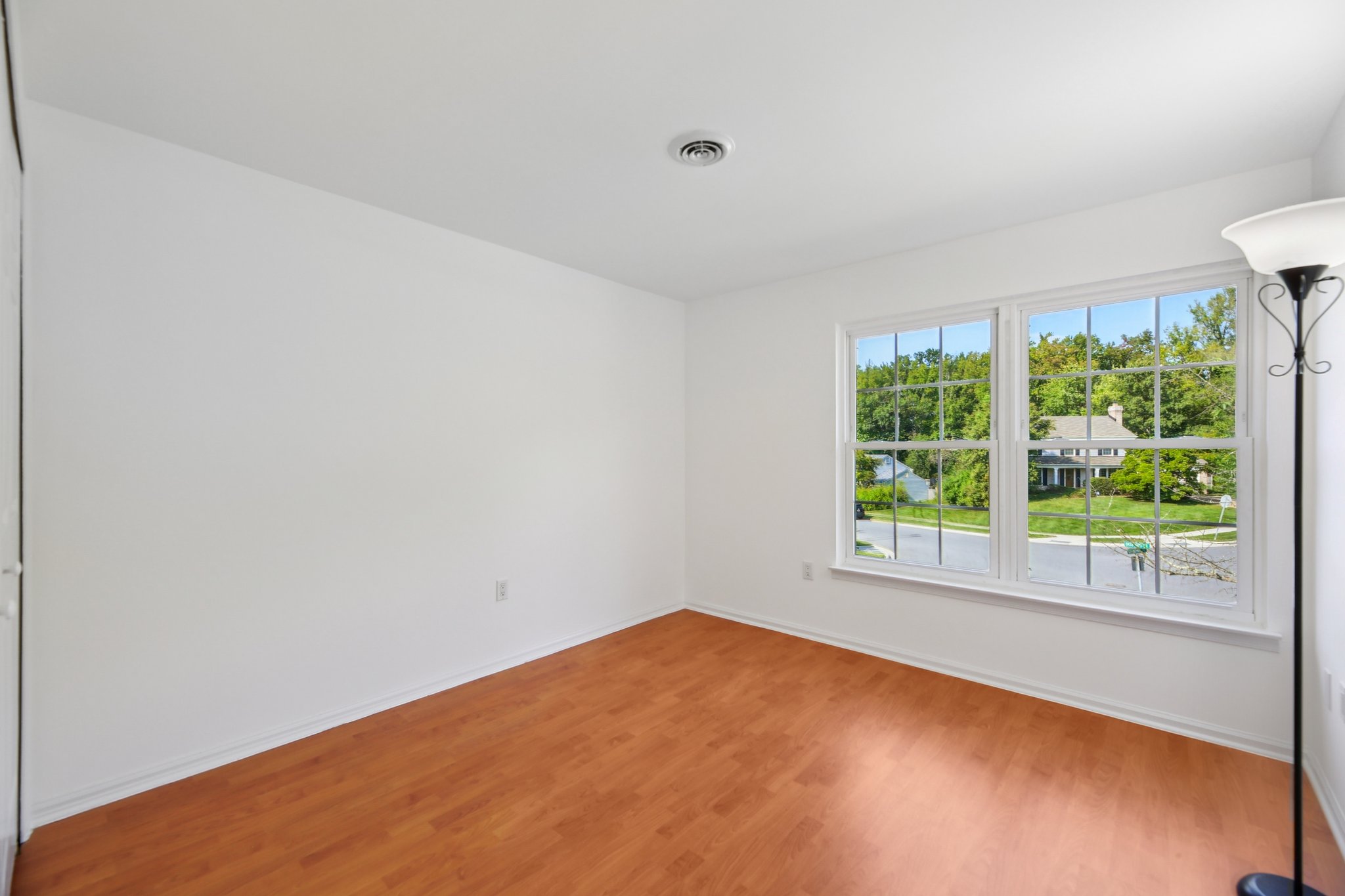 Basswood Dr-S2309-019.jpg