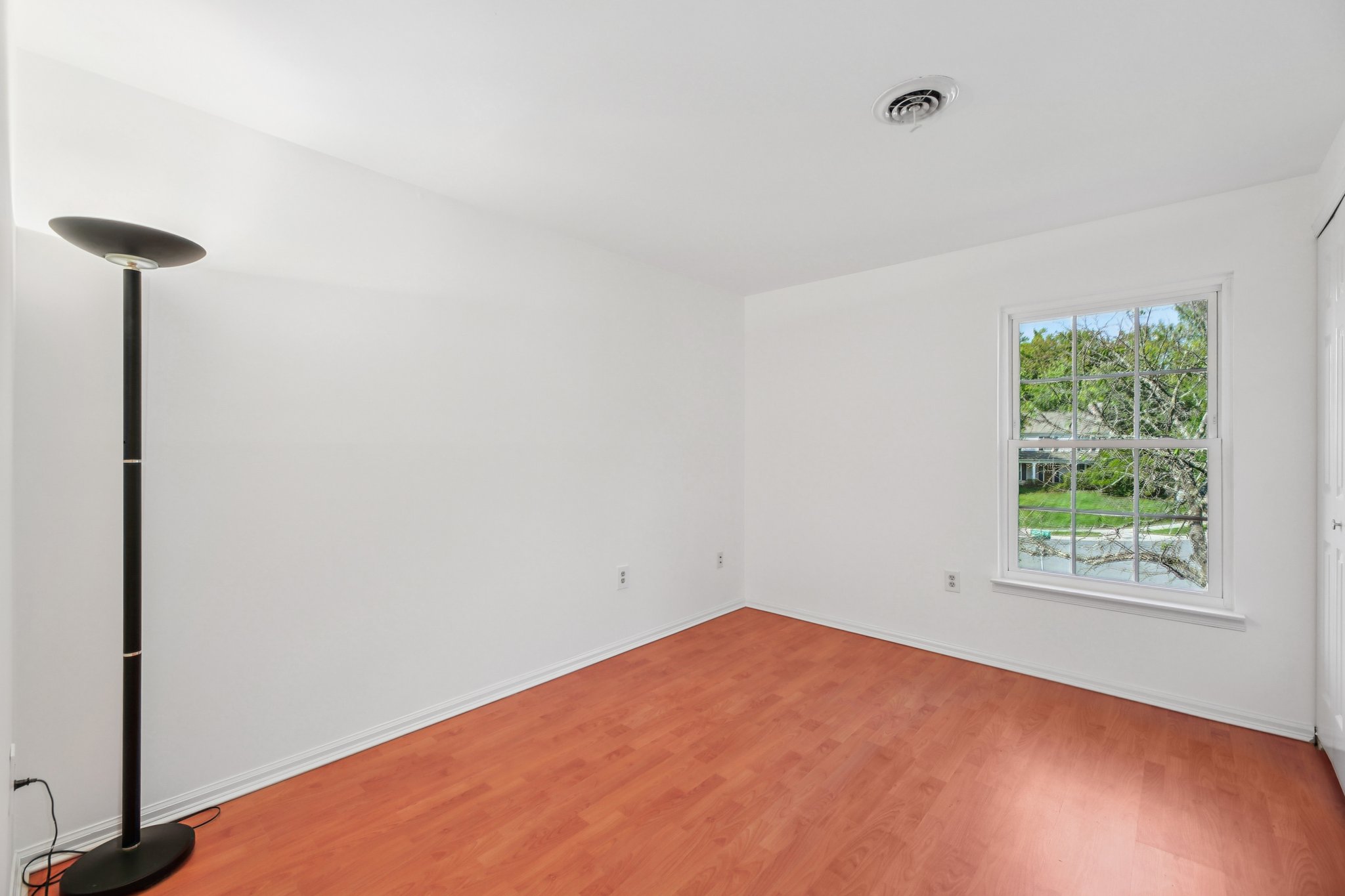 Basswood Dr-S2309-023.jpg