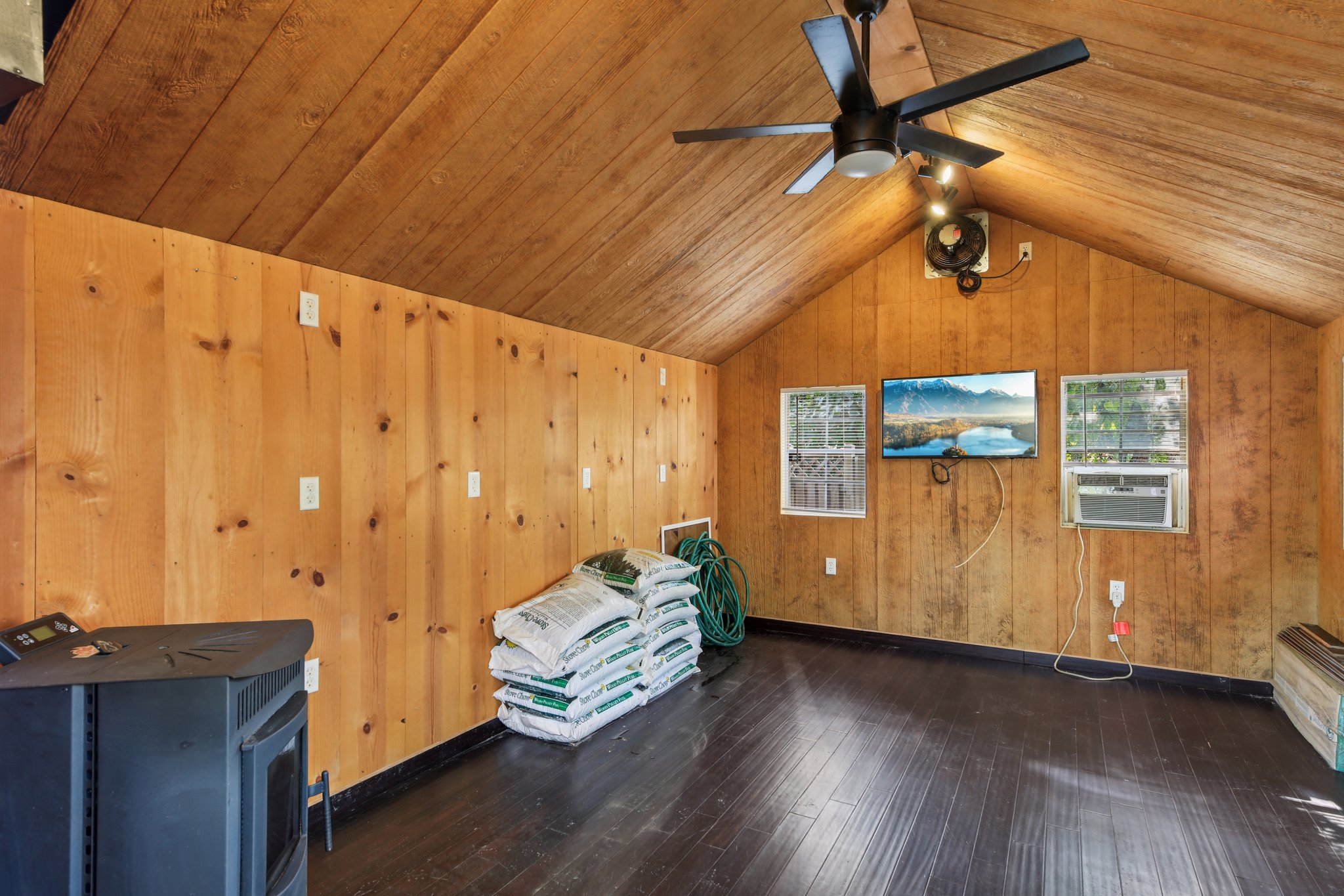 Basswood Dr-S2309-029.jpg