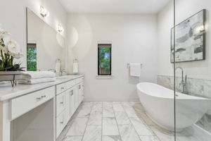 11718Jamestown_007