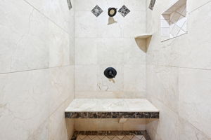 Photo 39