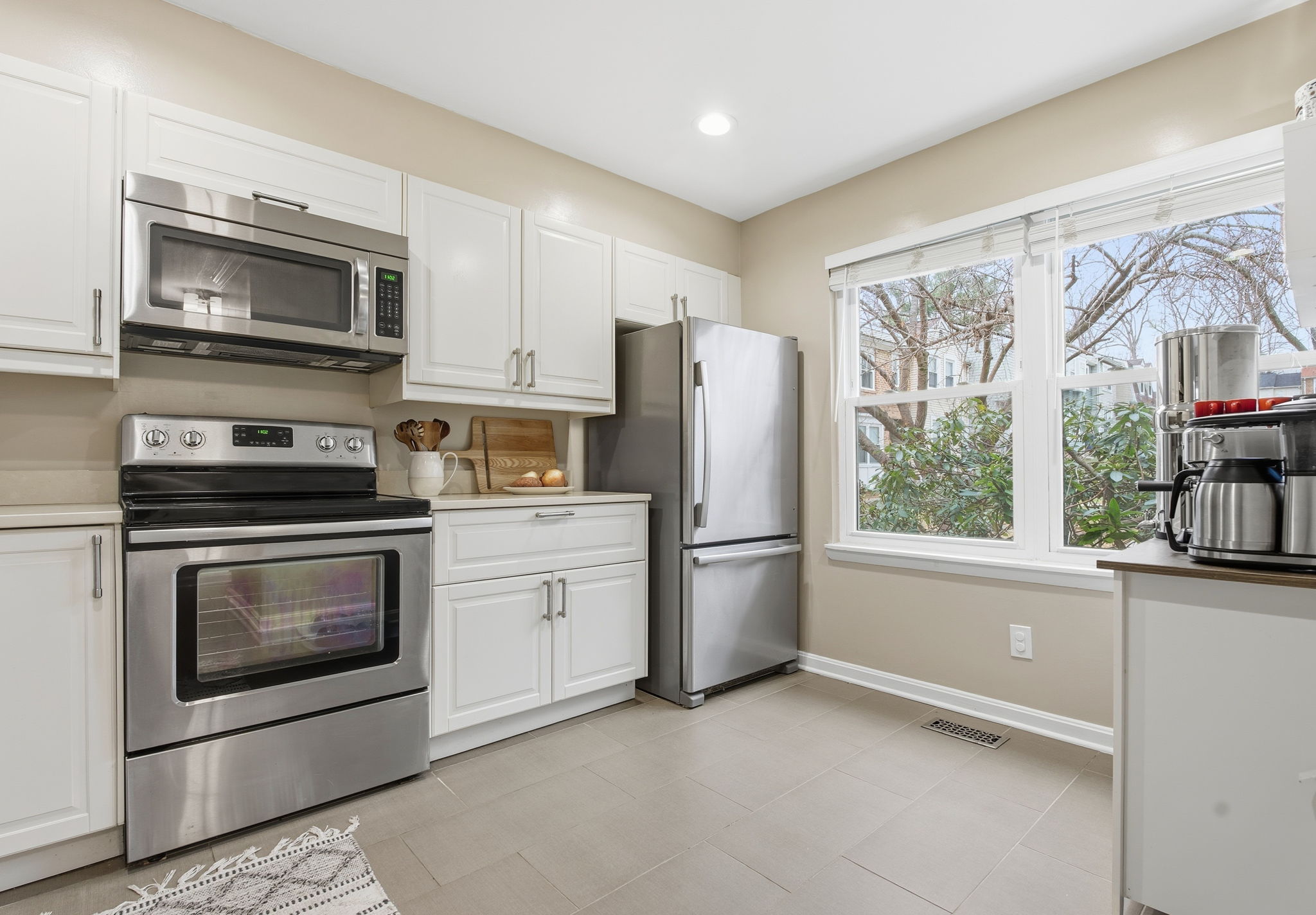 Updated Kitchen with Stainless Steel Appliances