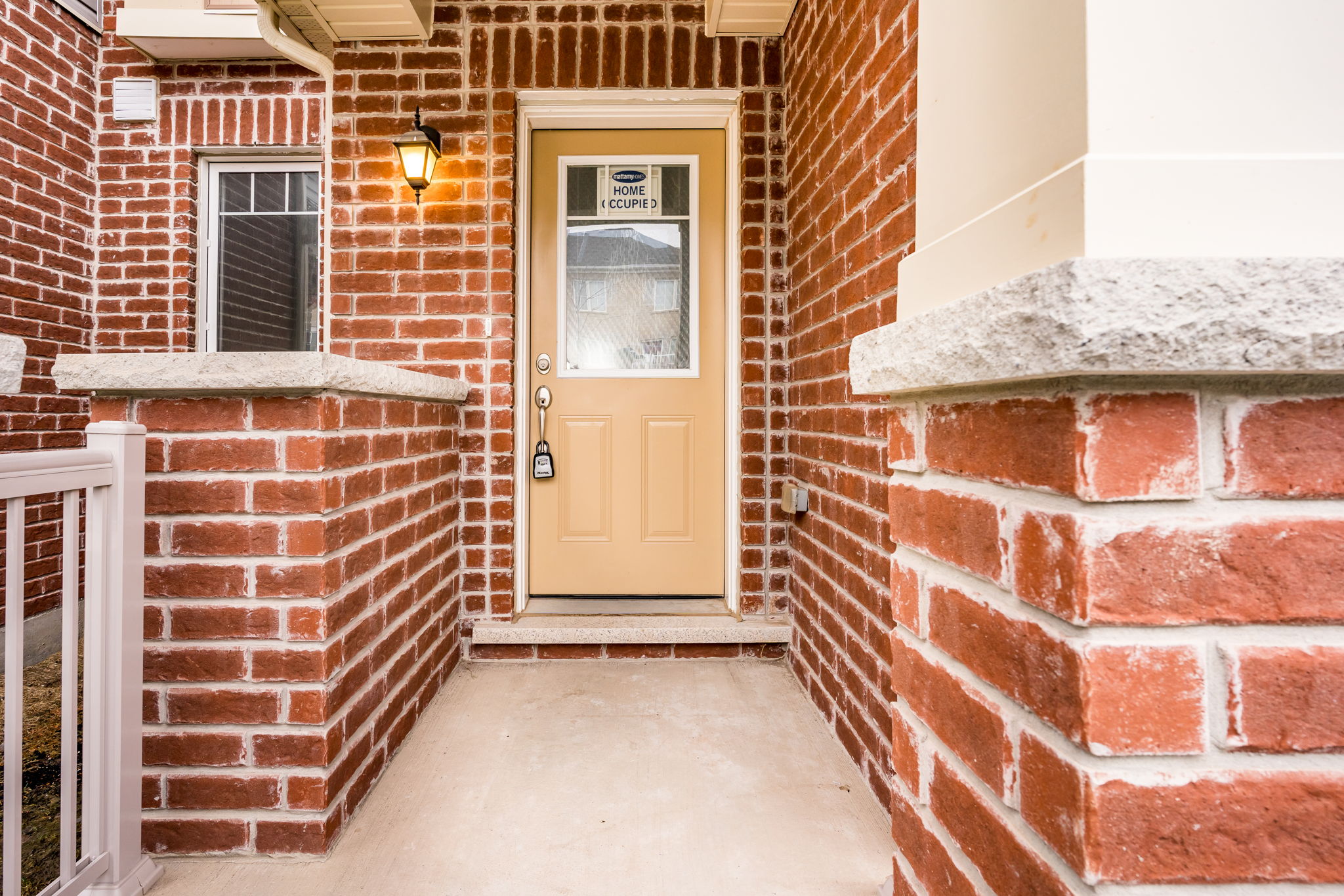 1172 Duignan Cres Milton, ON L9T 7K6