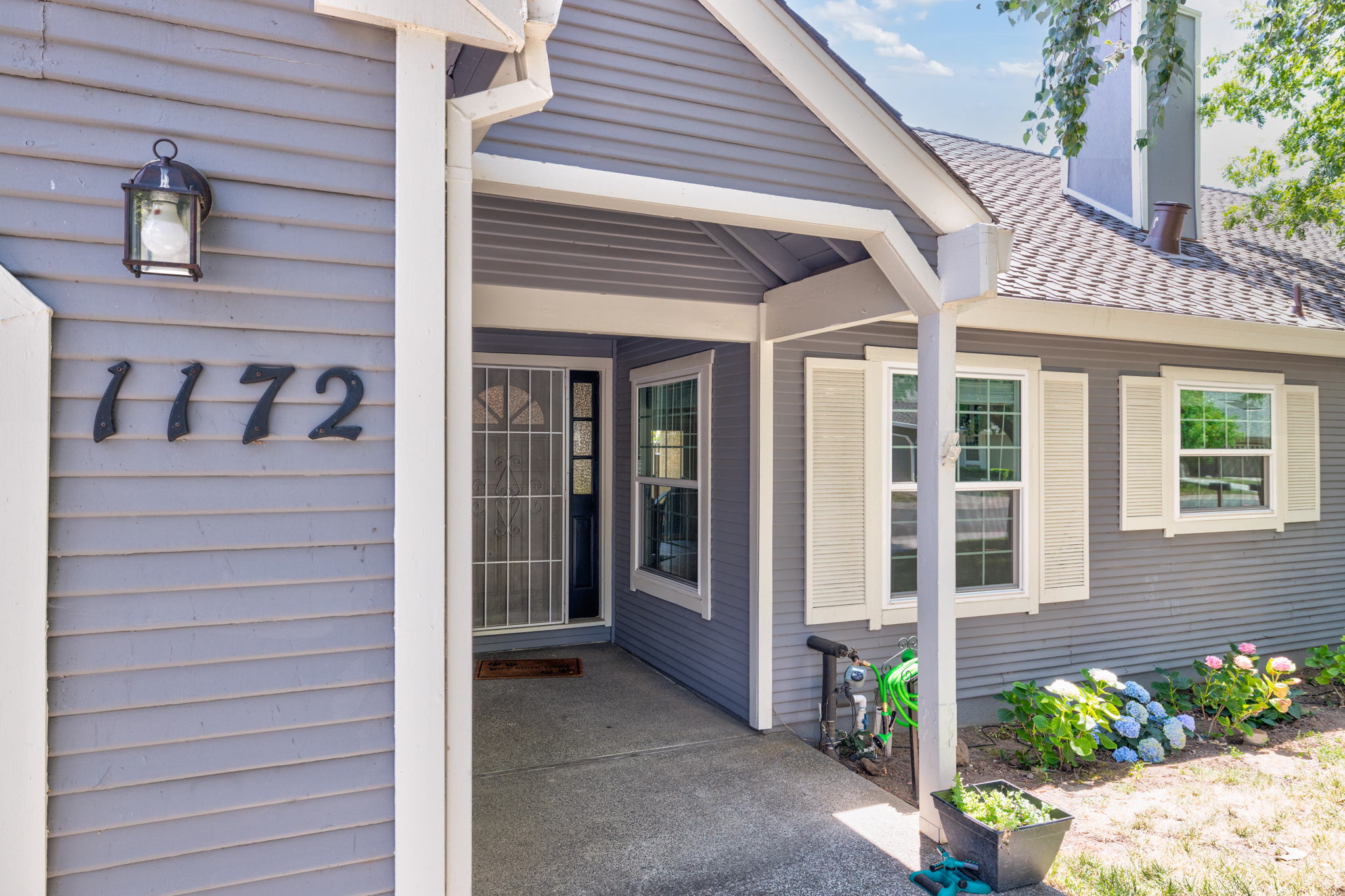 1172 Spruce Tree Cir, Sacramento, CA 95831, USA