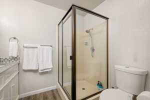 1172 Spruce Tree Cir, Sacramento, CA 95831, USA Photo 16