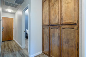 1172 Spruce Tree Cir, Sacramento, CA 95831, USA Photo 21