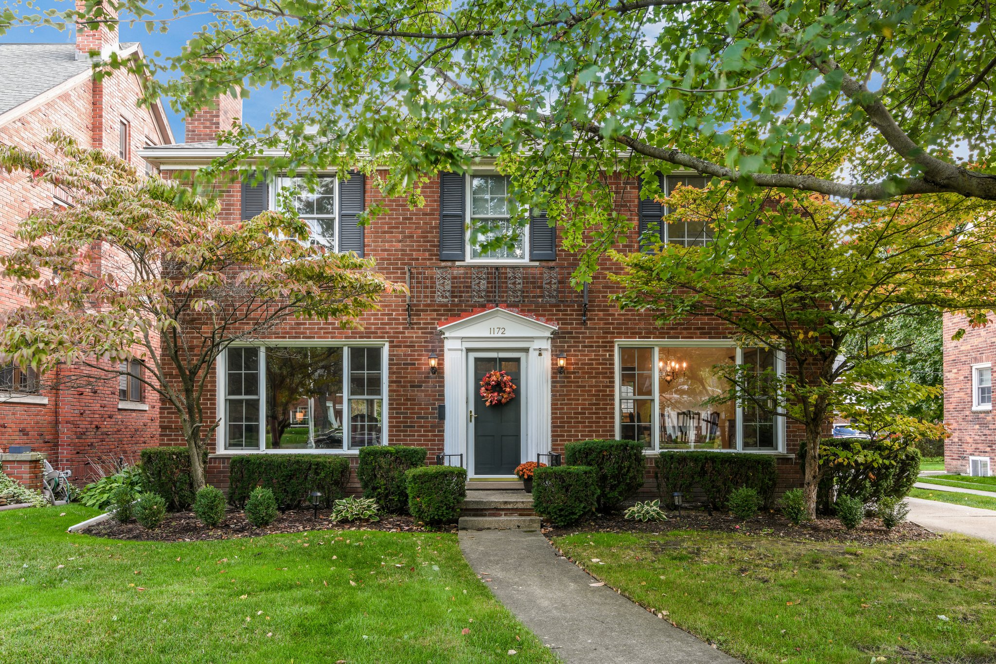 1172 Whittier Rd, Grosse Pointe Park, MI 48230 Stylish Detroit