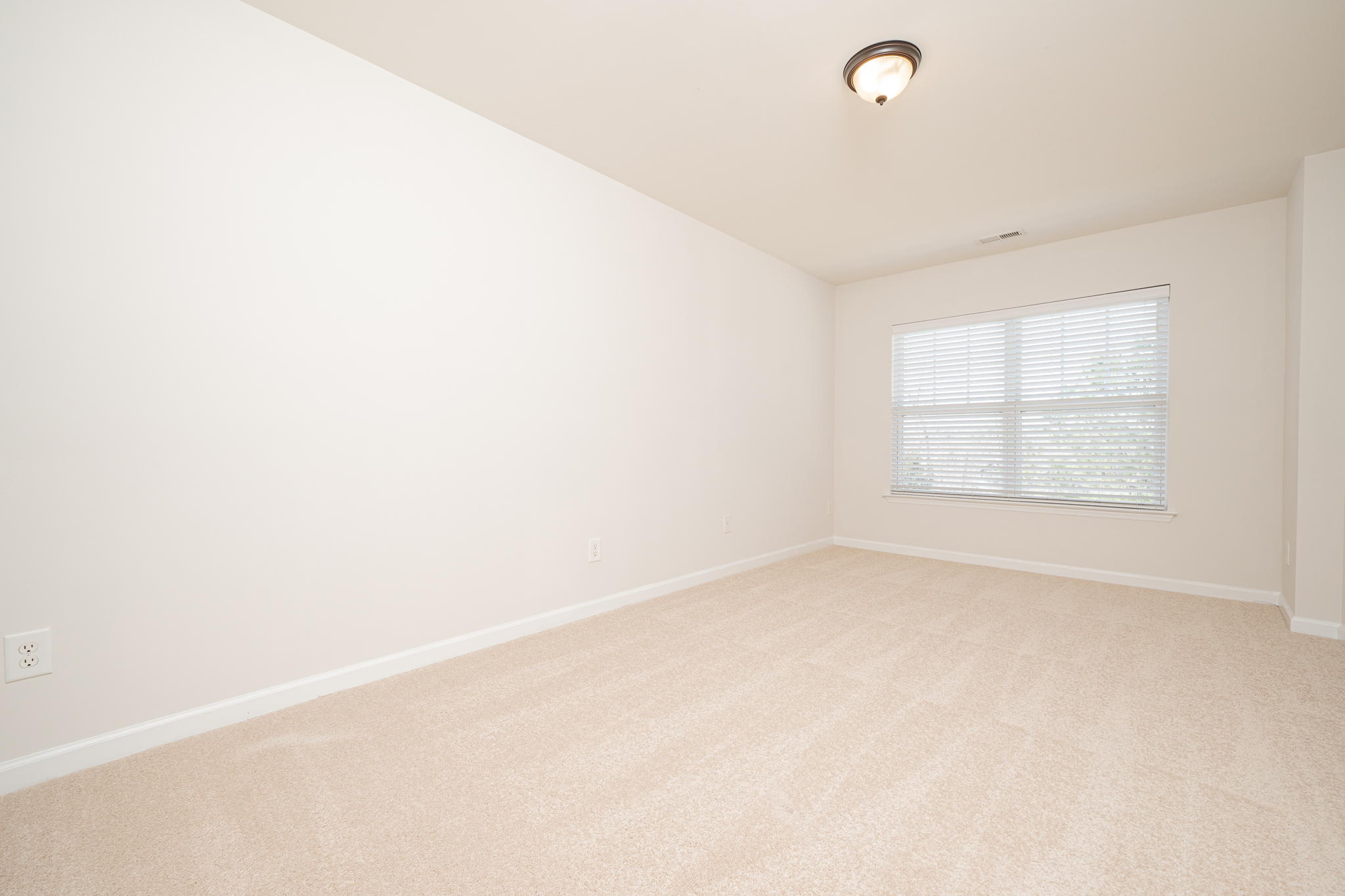 11721 Coppergate Dr, Raleigh, NC 27614, USA Photo 24