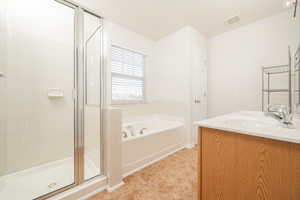 11721 Coppergate Dr, Raleigh, NC 27614, USA Photo 33