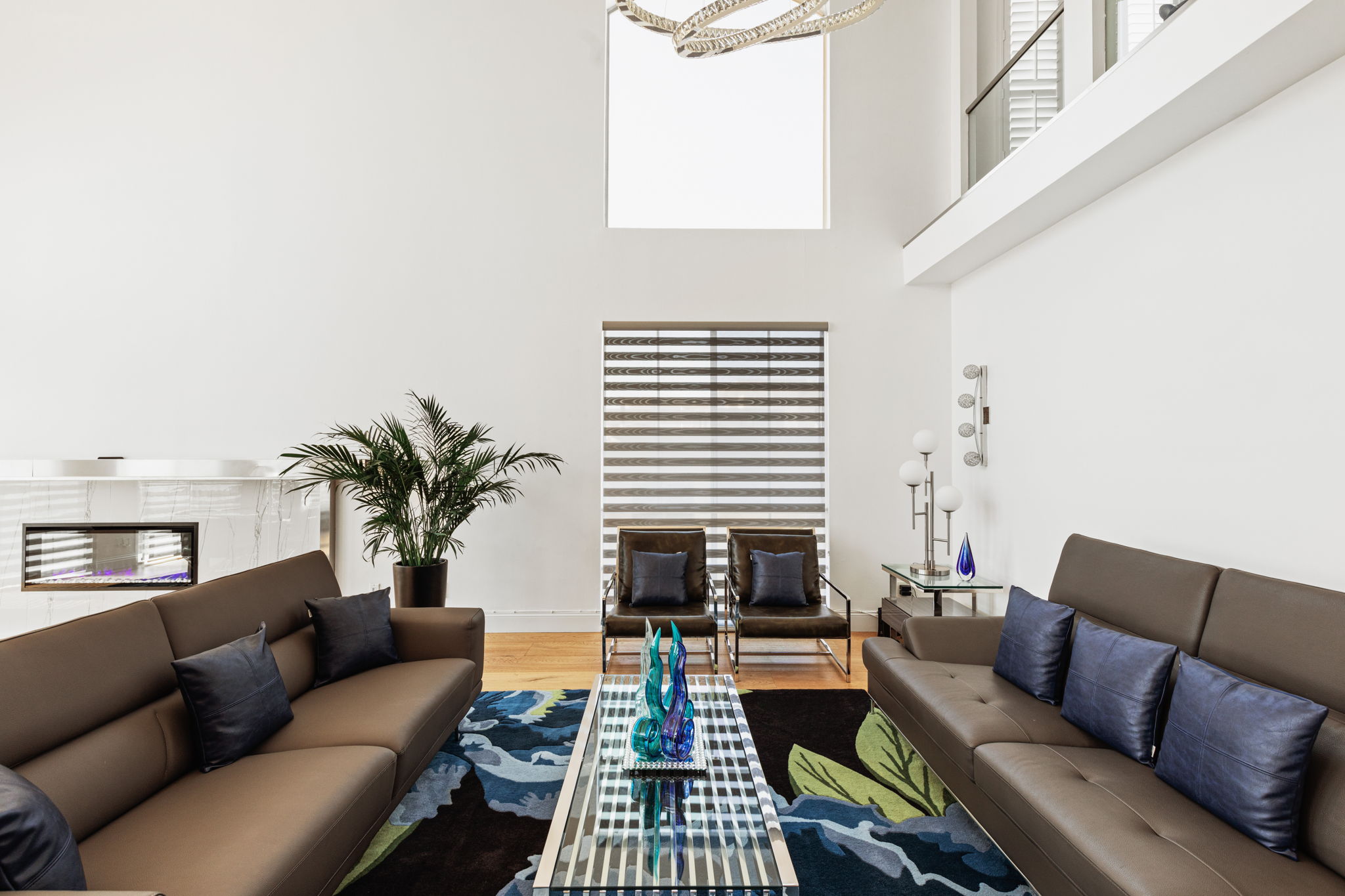 11723 Goshen Ave, Los Angeles, CA 90049, USA Photo 4