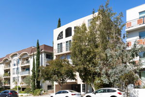 11723 Goshen Ave, Los Angeles, CA 90049, USA Photo 55