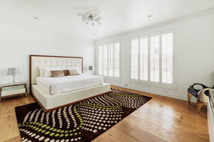 11723 Goshen Ave, Los Angeles, CA 90049, USA Photo 21