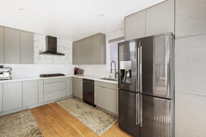 11723 Goshen Ave, Los Angeles, CA 90049, USA Photo 11