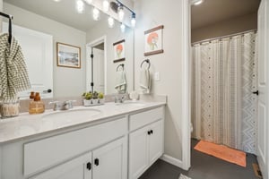 Newport St-036.jpg