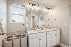 Newport St-044.jpg