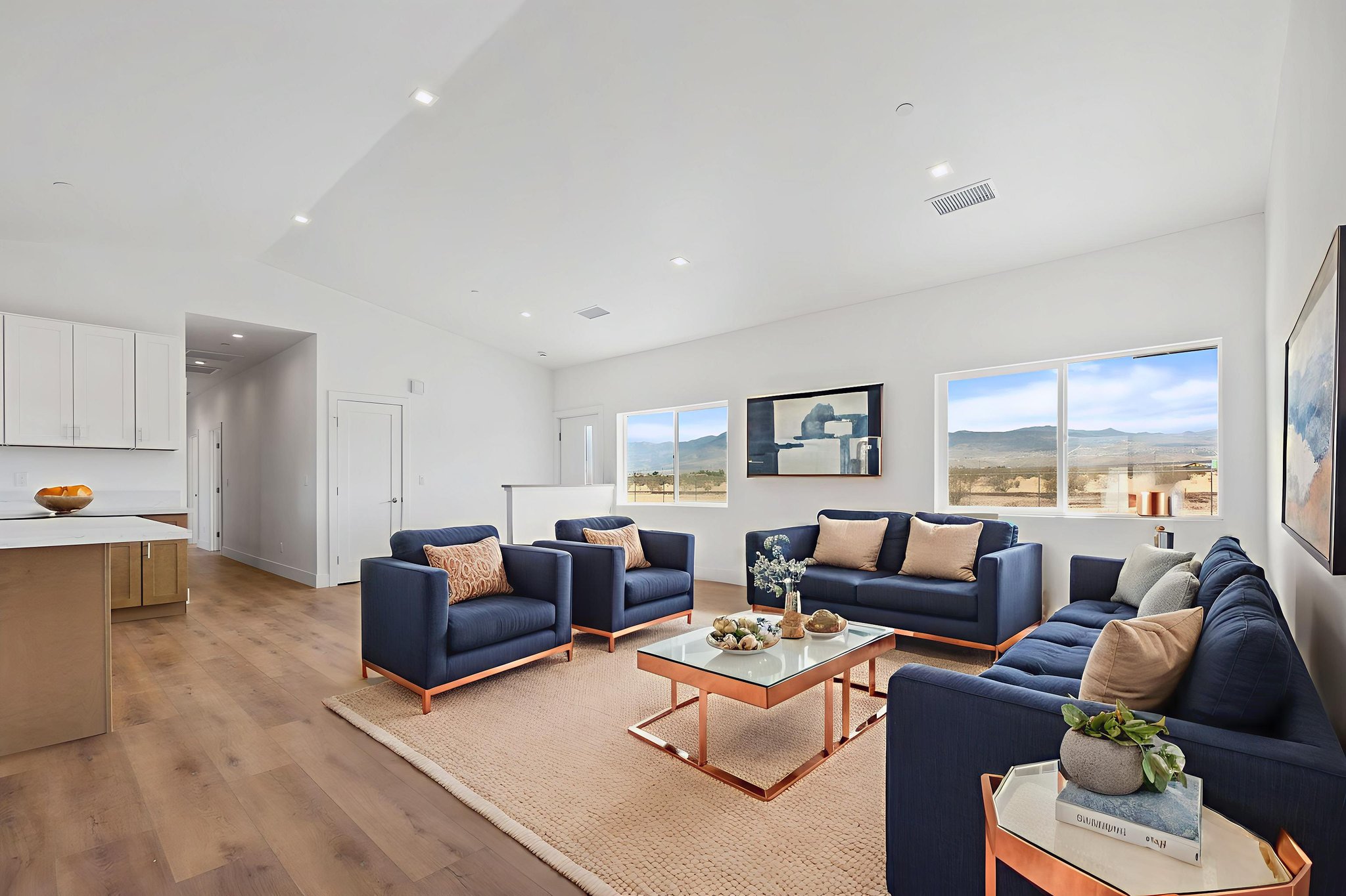 DSC04677-Edit virtually staged.jpeg