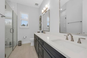 Guest Bathroom 2