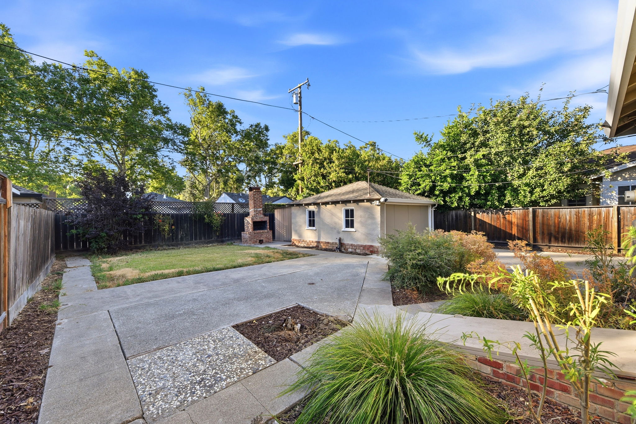 028_F8_1173 Malone Rd