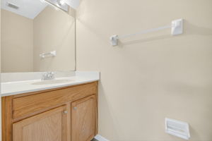 Guest Bathroom 2