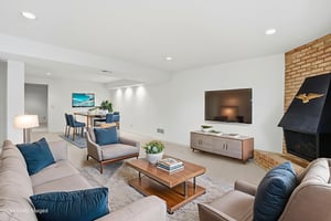 037_f8_11736 Gable Glen Lane virtually staged.jpeg