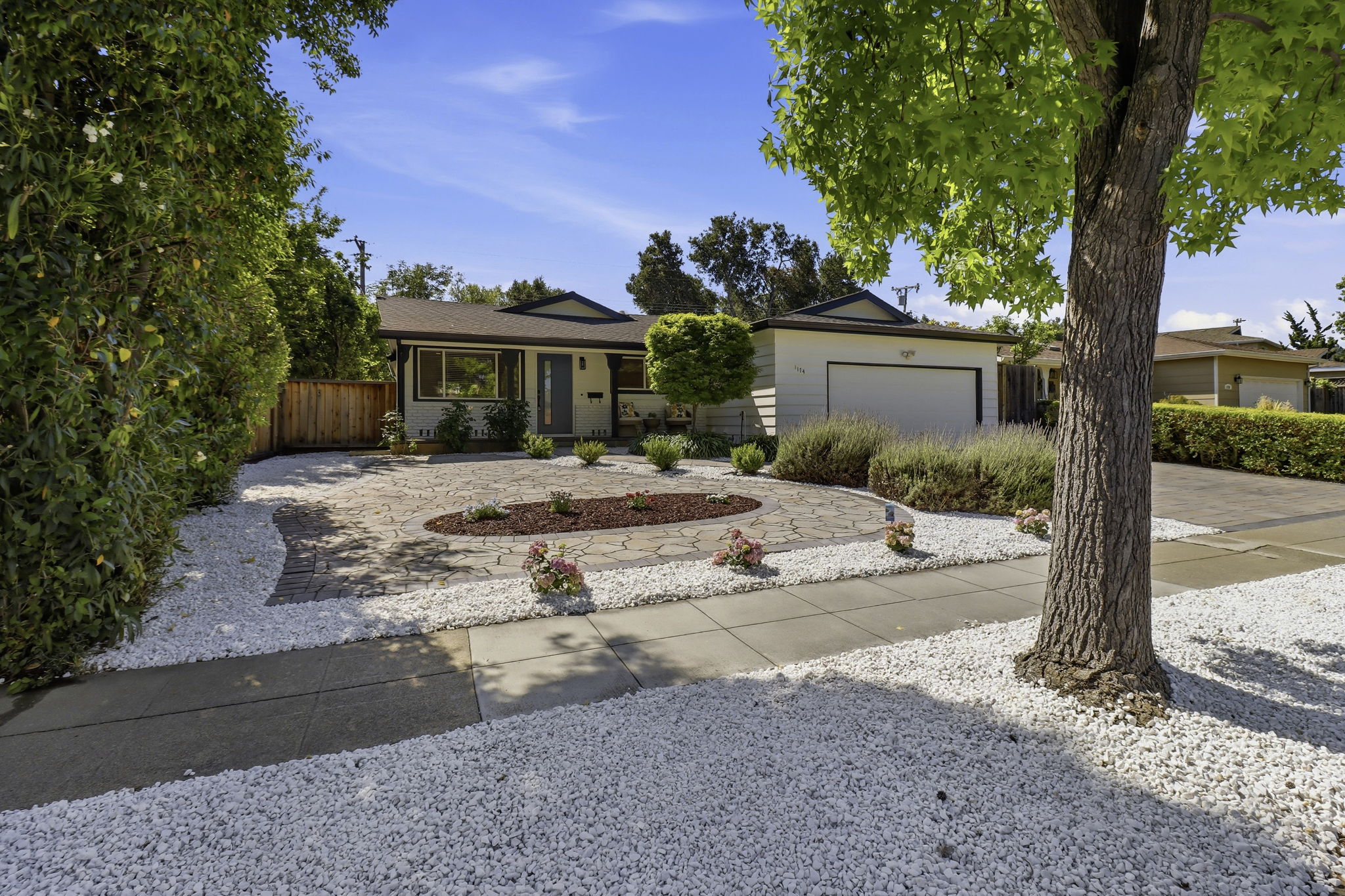 002_F8_1174 Arlington Ln