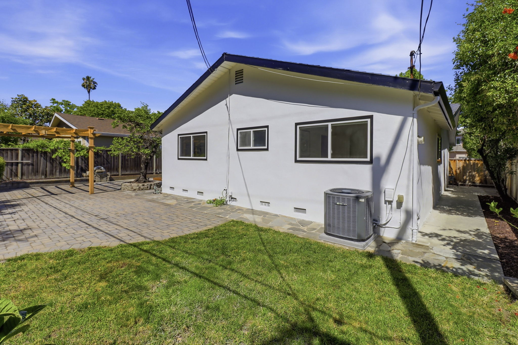033_F8_1174 Arlington Ln