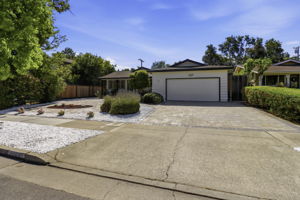 003_F8_1174 Arlington Ln