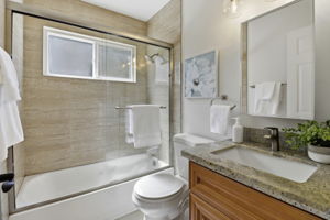 027_F8_1174 Arlington Ln