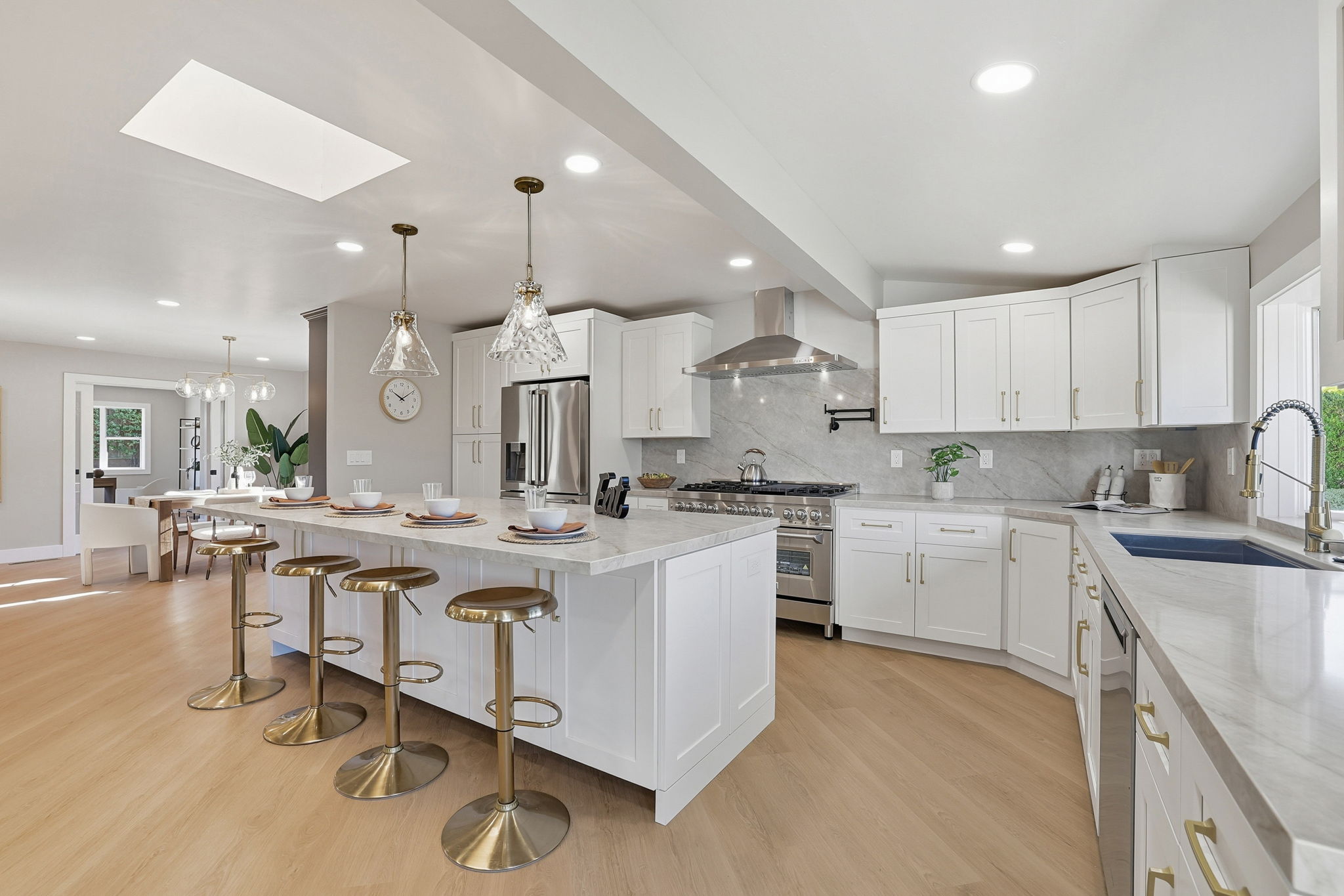 011_F8_1174 Old Oak Dr  San Jose