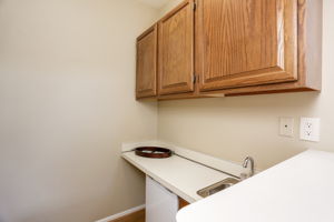  1174 Valley Stream Ct, Rochester Hills, MI 48309, US Photo 26