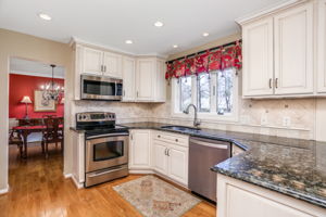  1174 Valley Stream Ct, Rochester Hills, MI 48309, US Photo 19