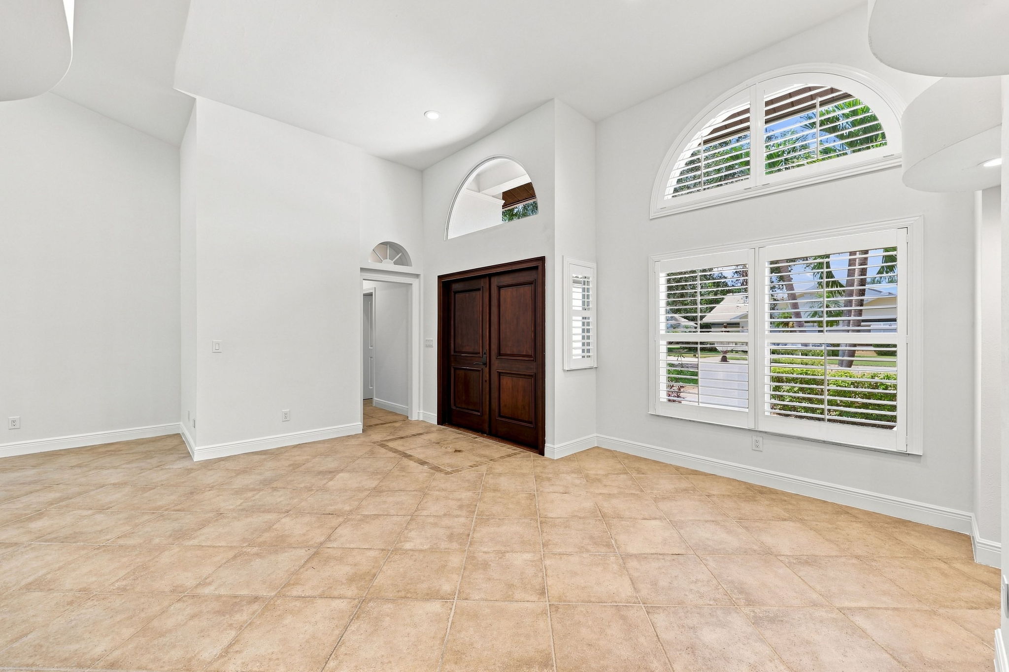 Entry with lots of windows