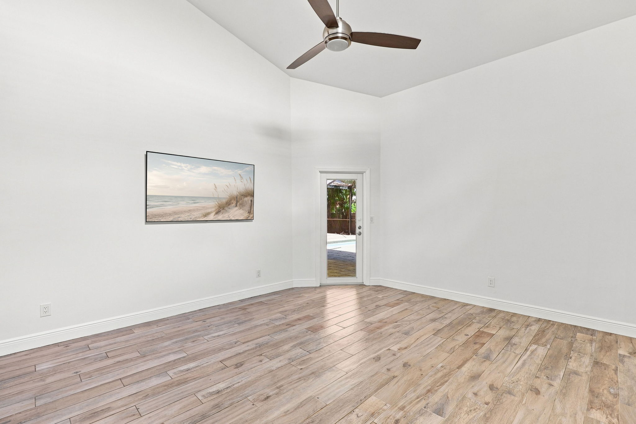 Large Primary bedroom