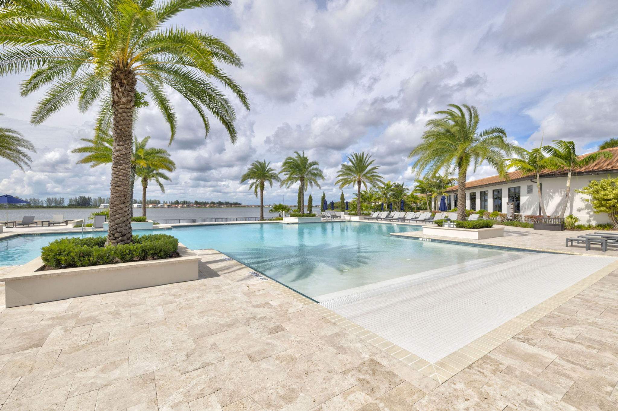 42_42_5z3a3873_4_5_6_7