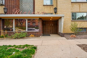 Welcome to the the retro Riviera building!