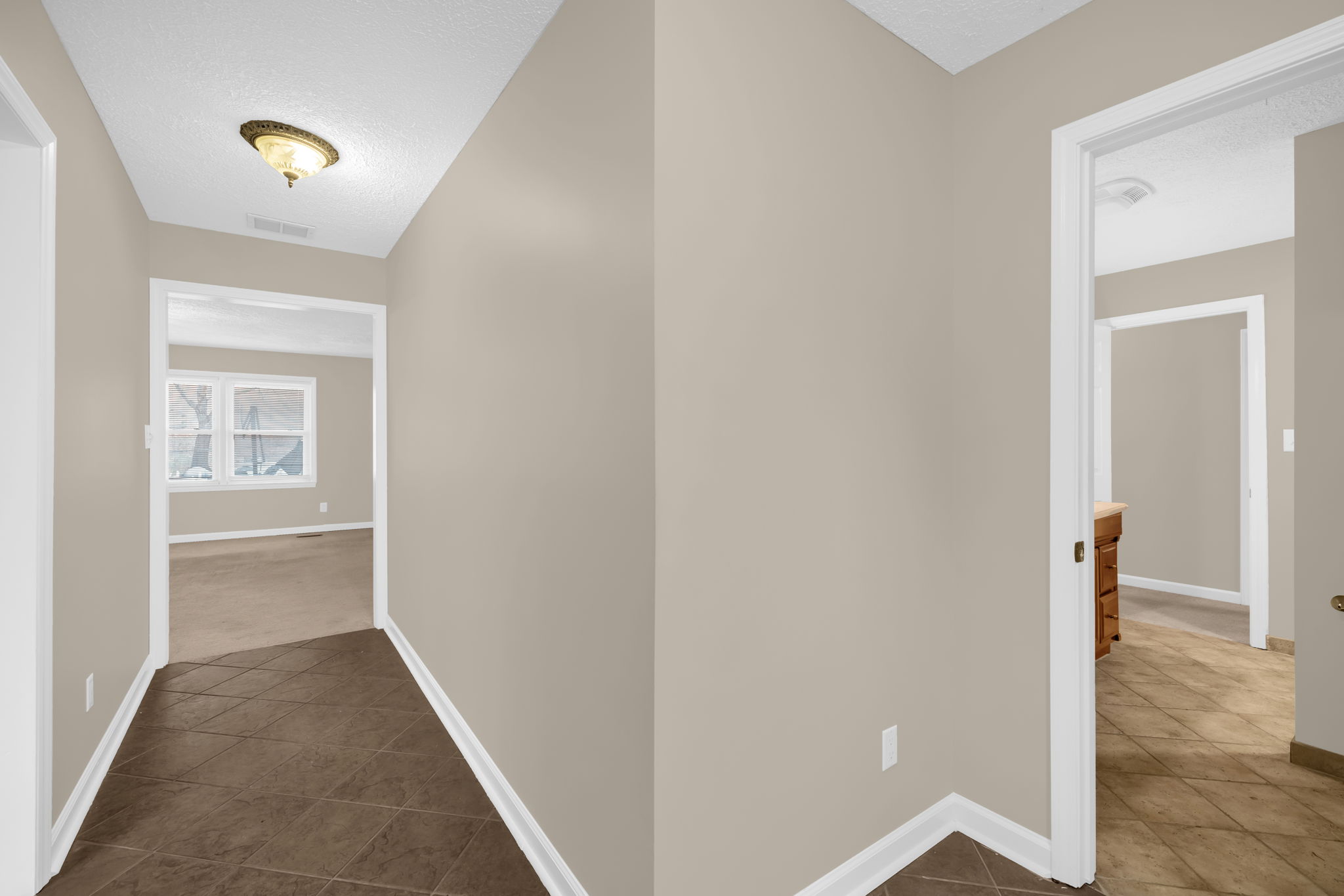 1175 Whispering Pines Dr-6