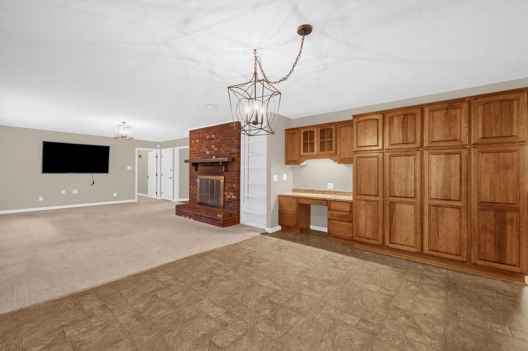 1175 Whispering Pines Dr-11