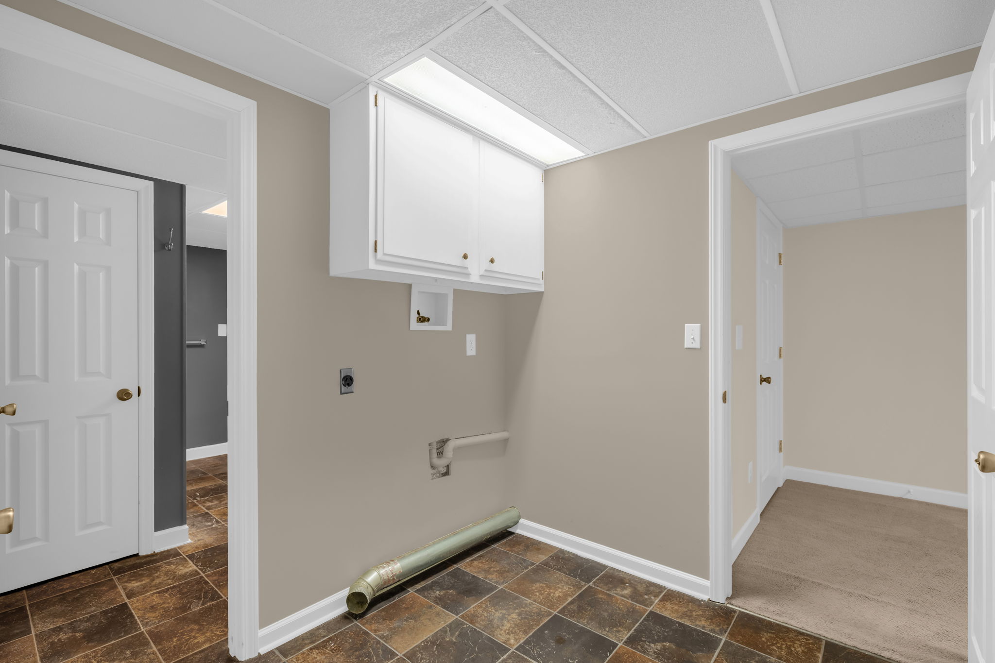 1175 Whispering Pines Dr-42