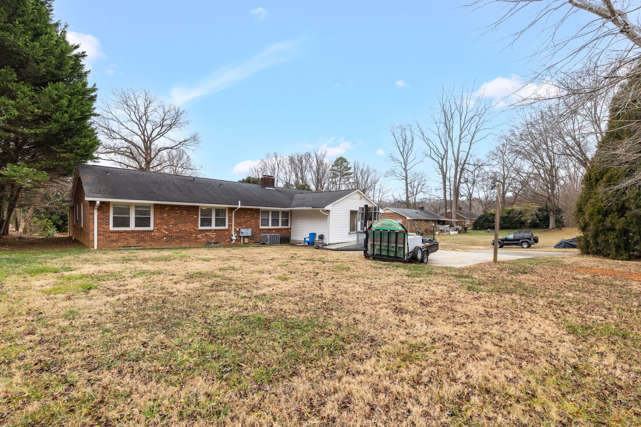 1175 Whispering Pines Dr-51