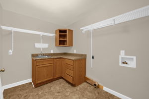 1175 Whispering Pines Dr-33