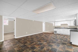 1175 Whispering Pines Dr-36