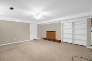 1175 Whispering Pines Dr-37