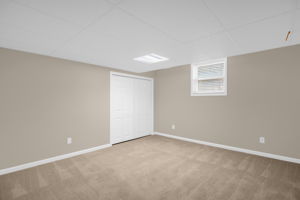 1175 Whispering Pines Dr-40