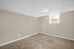 1175 Whispering Pines Dr-41